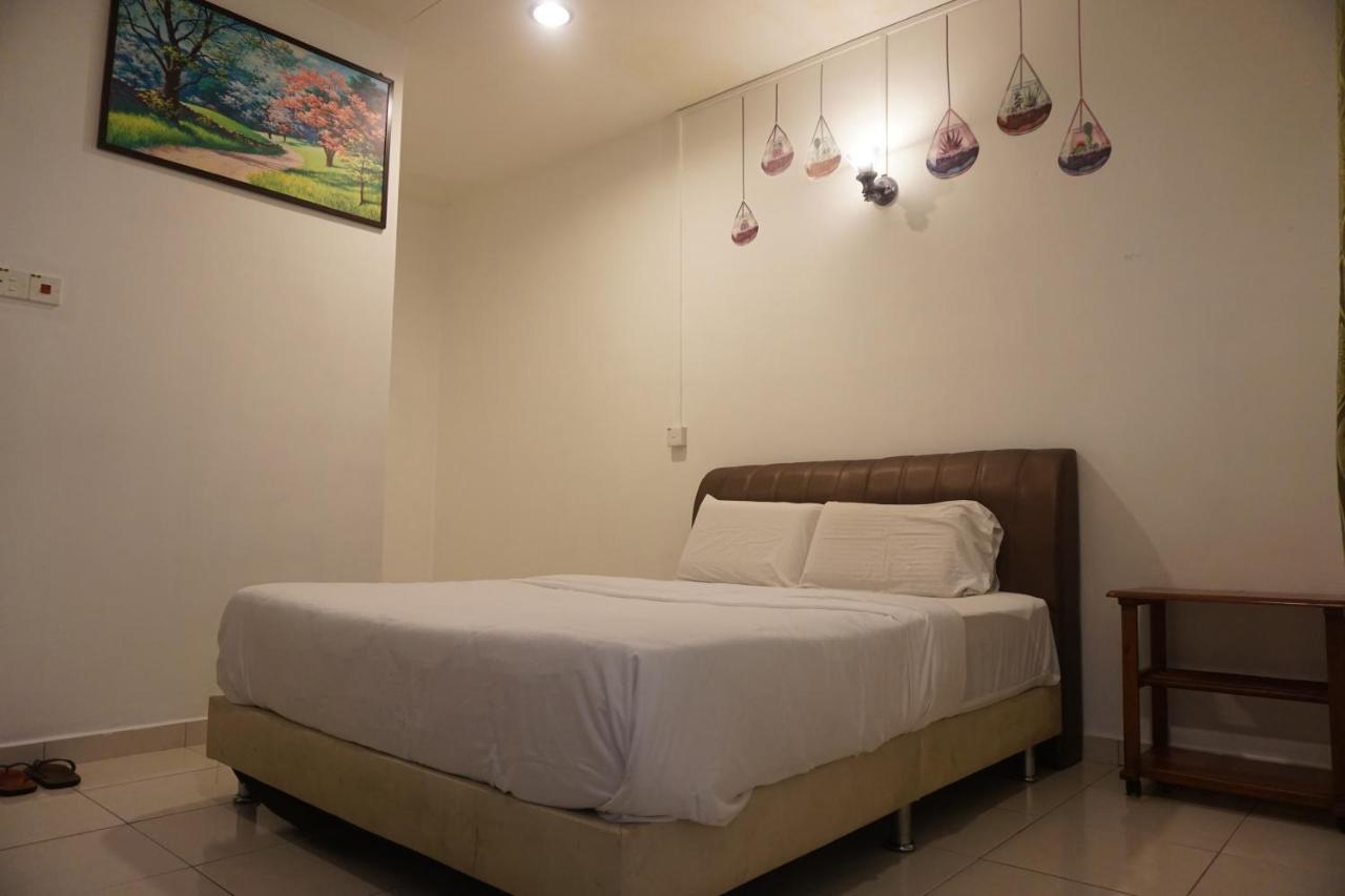 S & S Guest House Kuantan Exterior photo